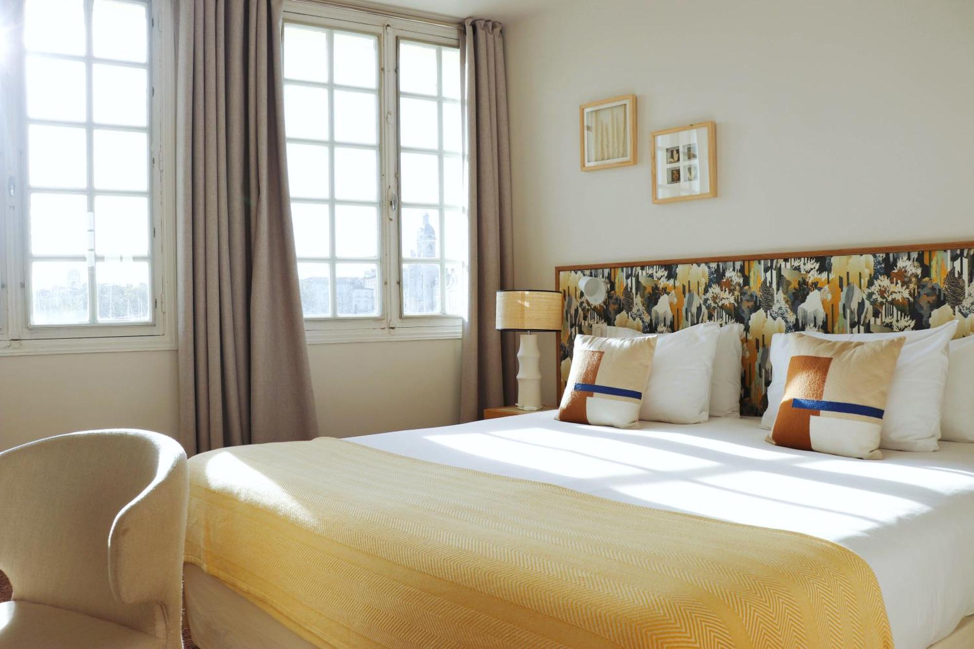 Hotel Tour De Nesle La Rochelle Vieux Port 3 Etoiles Exterior foto