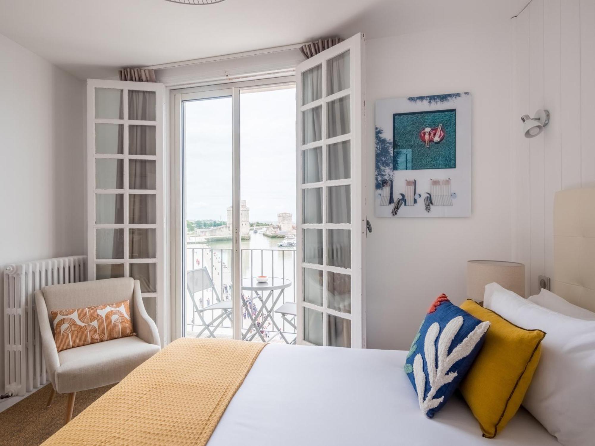 Hotel Tour De Nesle La Rochelle Vieux Port 3 Etoiles Exterior foto